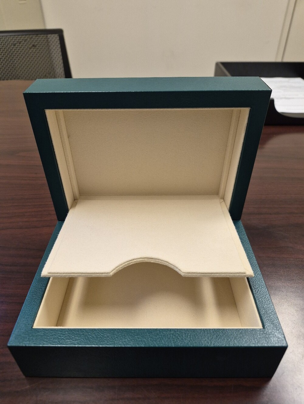 Rolex Watch Box – Excellent Condition - Picture 3 of 6